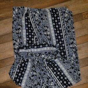 Navy and White Patterned Maturinty Pants  Lg
